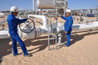 Wintershall employees conducting a routine inspection at the Nakhla site (C97). Source: Wintershall