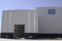 A unidade de 78,8 mil m2 de área total e 10,5 mil m2 de área construída atenderá o mercado interno, Estados Unidos, Canadá e América Central. 