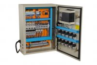 Painel de controle WEG monitora comedouros da Plasson