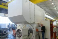 Rainer Bleich, project manager at Wintershall, during the technical acceptance of the generator at the WEG factory in São Paulo, Brazil. 